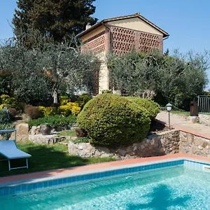 https://la-valle-di-anna.it-tuscanyhotel.com