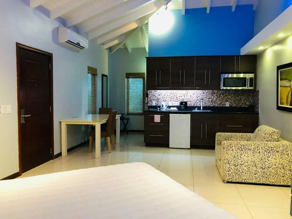 Quints Travelers Inn Willemstad 3*,